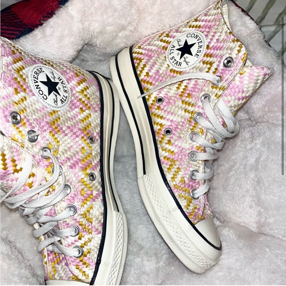 Converse Chuck Taylor Women's Sneakers - Pink and Yellow